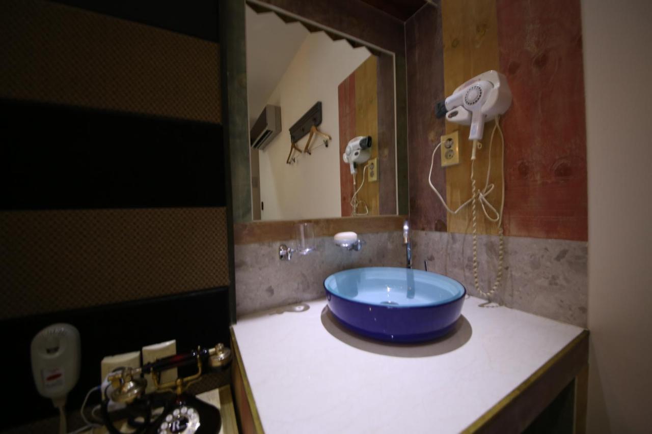 Dubai Hotel Daejeon Bagian luar foto