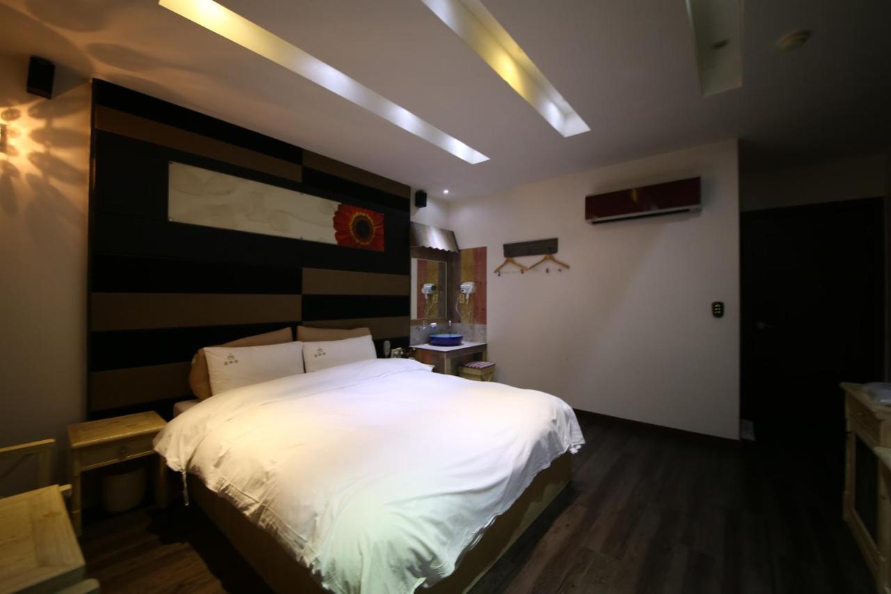 Dubai Hotel Daejeon Bagian luar foto